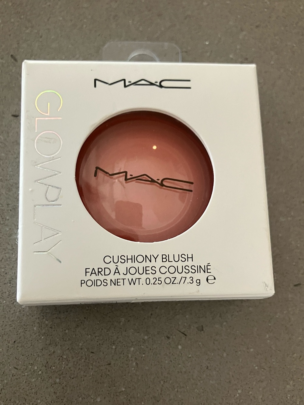 MAC Cosmetics Glow Play Cushiony Blush — Cheer Up Peachy Pink